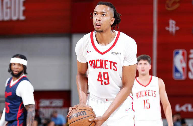 这场胜利使, 火箭的夏季, 个篮板