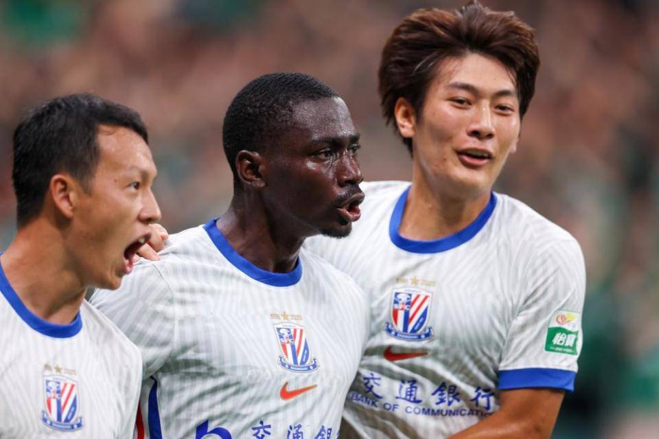 申花以, 把分差缩小