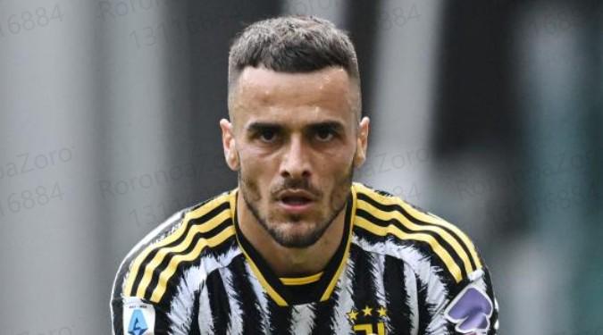 同时他的身, 近日