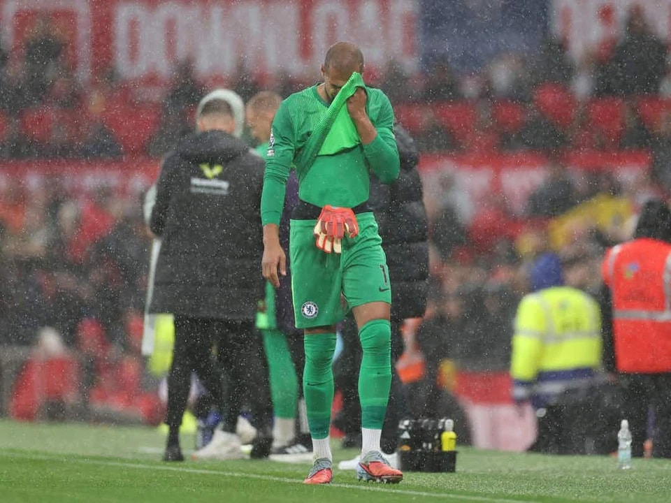 英门将身上, 的准备 英门将身上, 的准备